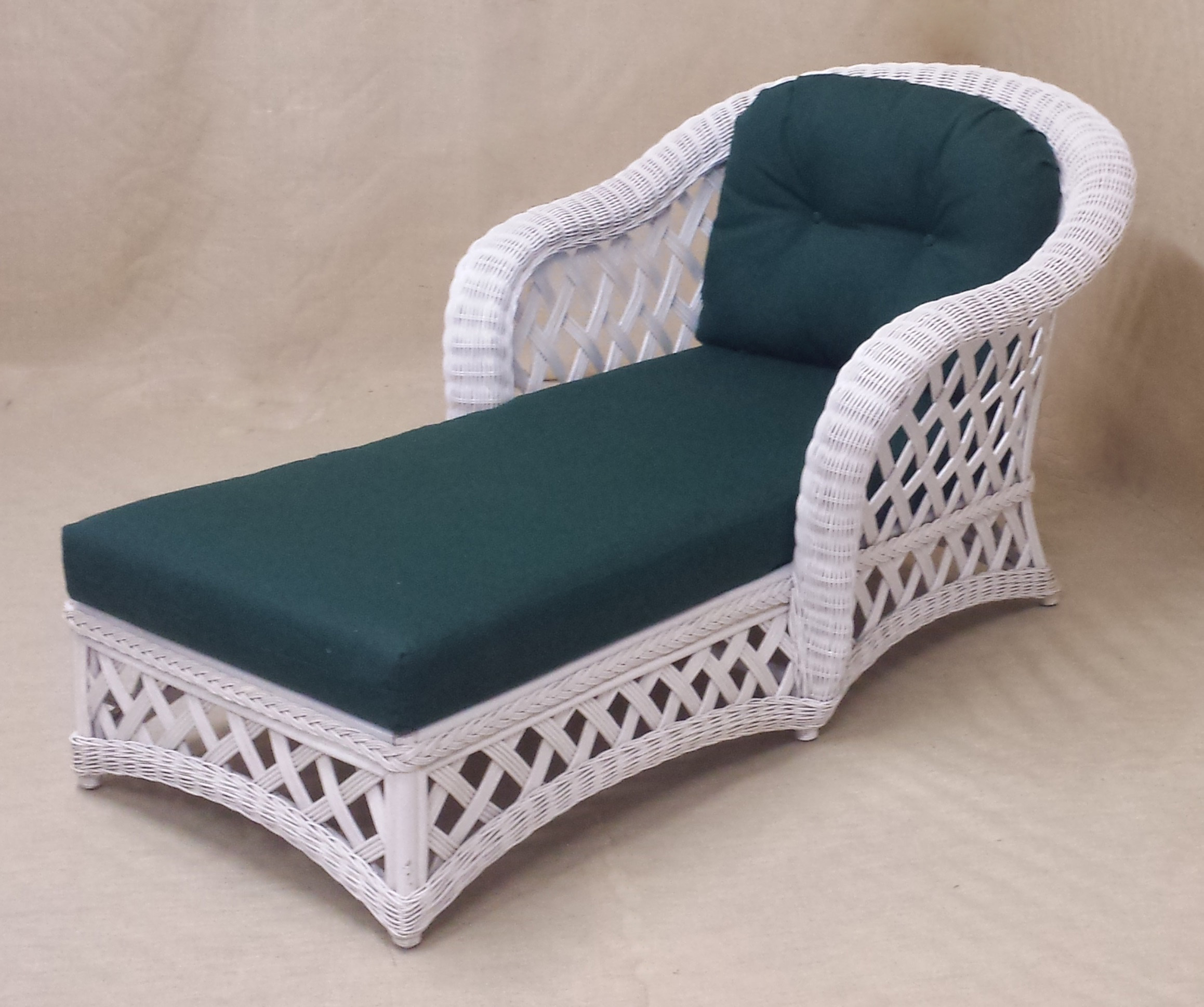 Natural Wicker Chaise Lounge